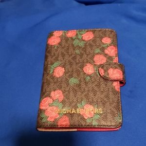 NWOT Michael Kors wallet